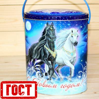 Сладкий новогодний подарок по ГОСТу в жестяной упаковке в Радумле